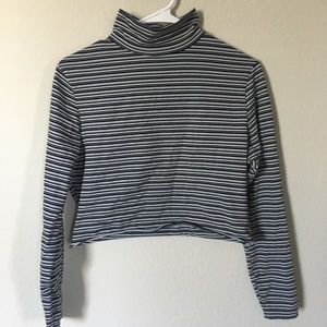 Vintage Express Cropped Turtle Neck